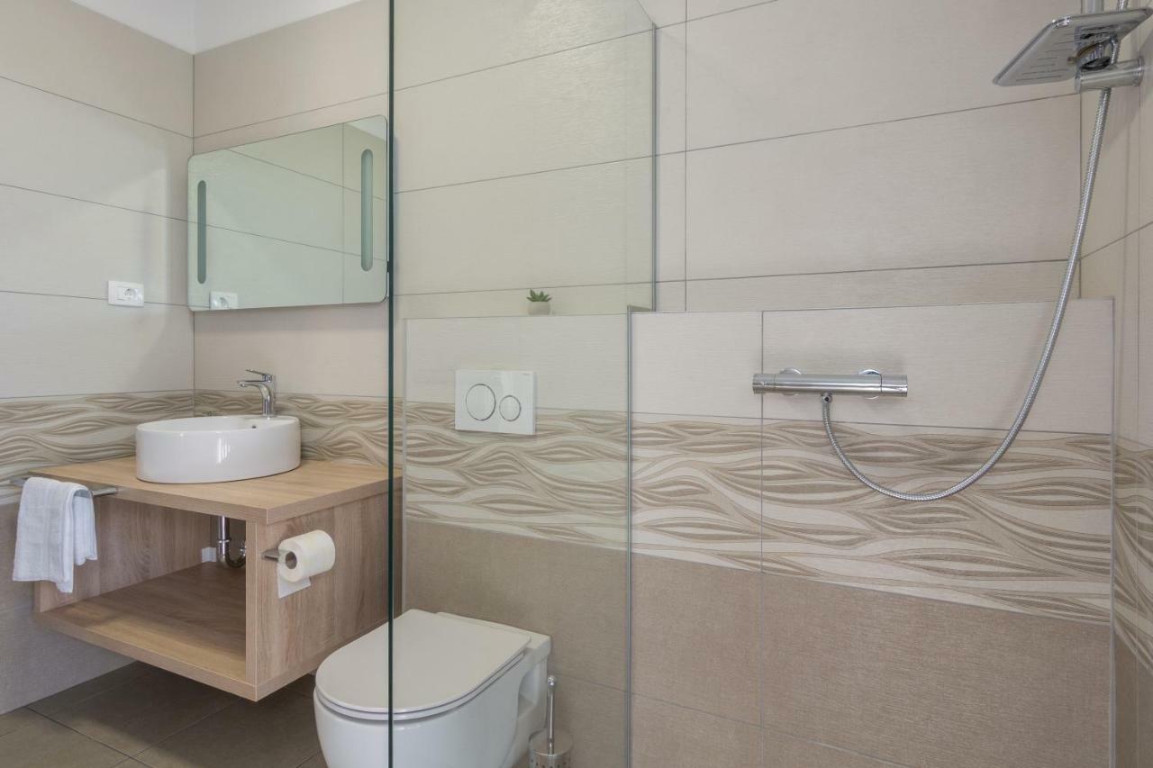 Villa Lu-Ma Turanj Ngoại thất bức ảnh